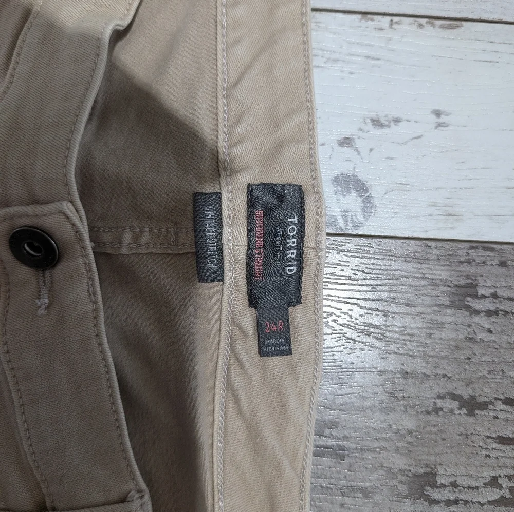 Torrid Tan Skinny‎ Jeans Size 24